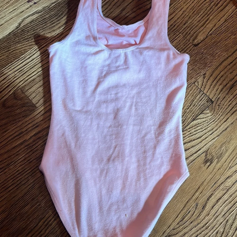 Mondor ballet leotard 12-14 girls pink